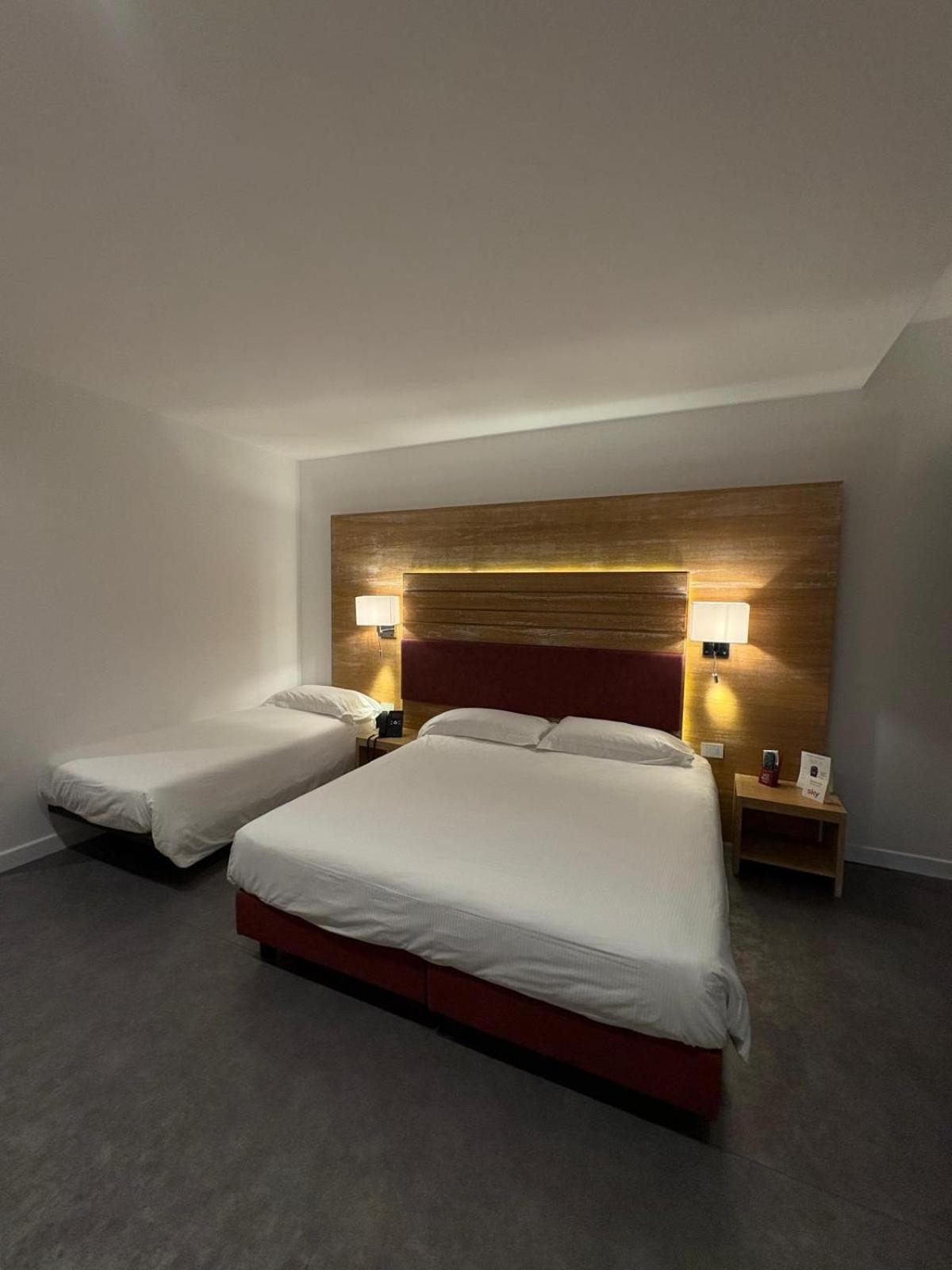 Pm Hotel カタンザーロ エクステリア 写真